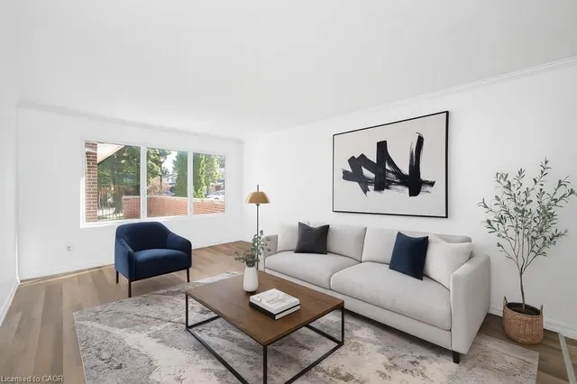 Additional image 3 of 5193 Banting Crt