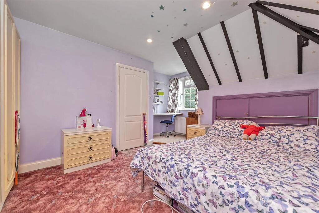 Additional image 19 of Mount Pleasant Lane, Bricket Wood, St. Albans