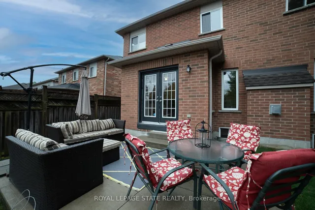 Additional image 45 of 120 Sundial Cres