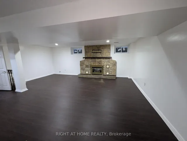 Additional image 41 of 73 Skyview Dr