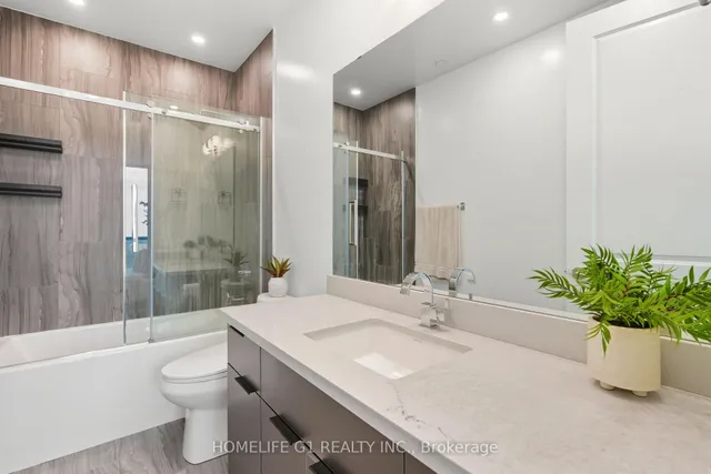 Additional image 20 of 2007 James St Unit 2002