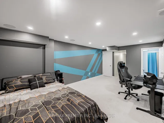 Additional image 27 of 935 Transom Cres