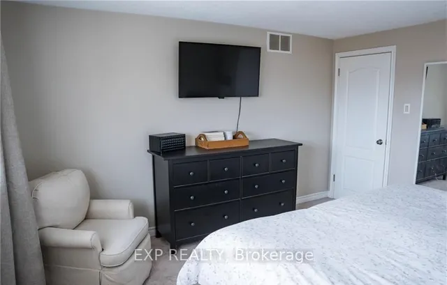 Additional image 9 of 62 Owen Pl