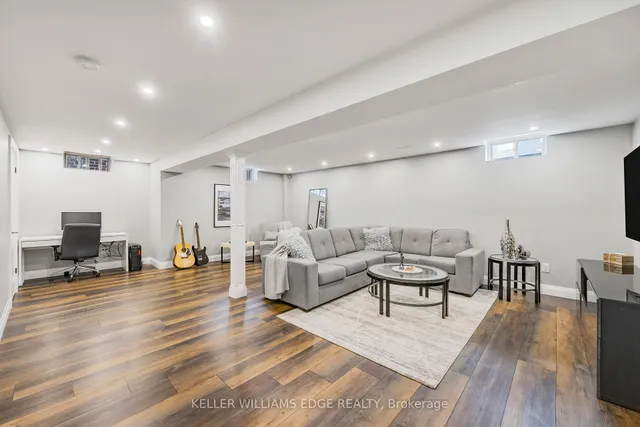 Additional image 29 of 209 Echovalley Dr