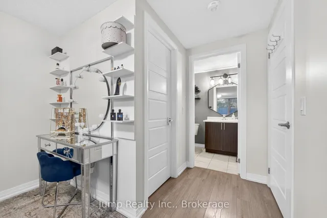 Additional image 38 of 1206 Main St Unit 107