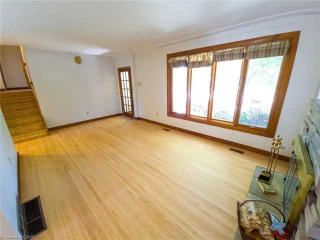 Additional image 3 of 164 Laurier Ave