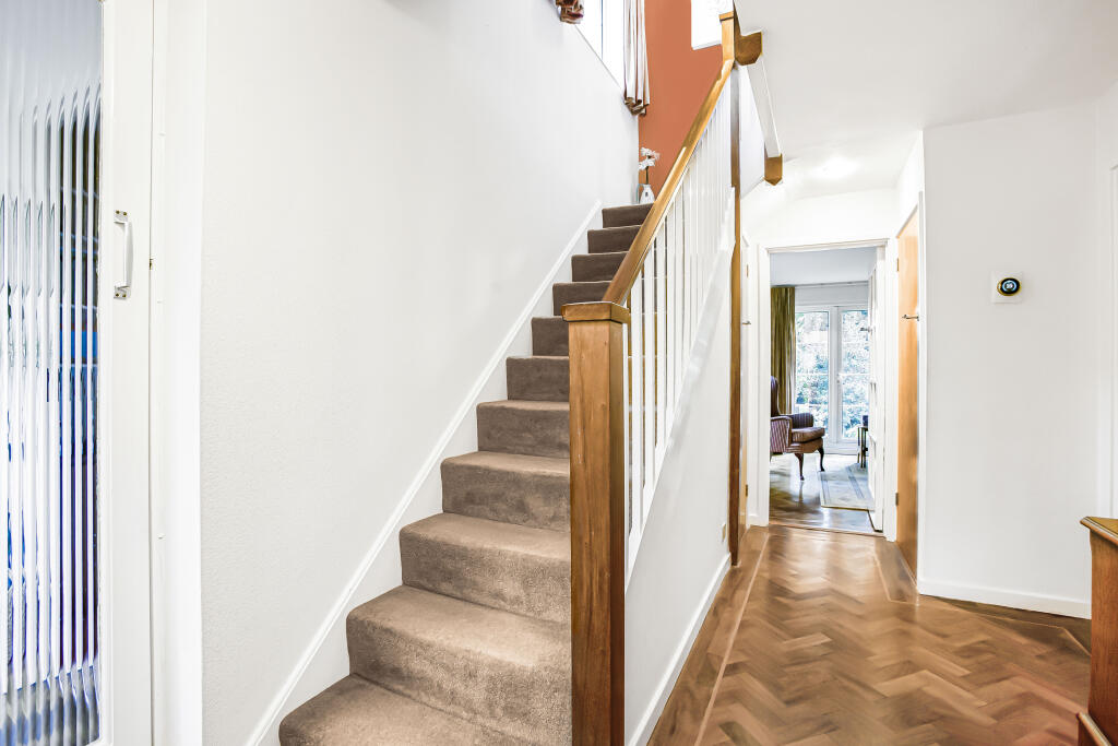 Additional image 5 of Woodland Rise, Welwyn Garden City, AL8