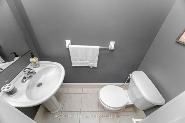 Additional image 44 of 1248 Guelph Line Unit 5