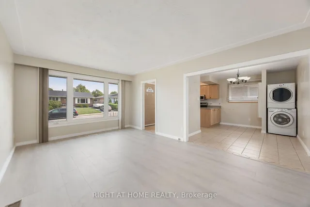 Additional image 21 of 60 Champlain Ave