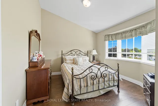 Additional image 14 of 27 Glenhollow Dr