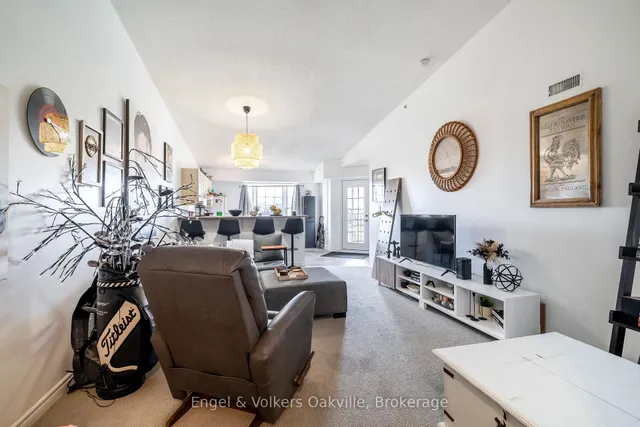 Additional image 9 of 1451 Walkers Line Unit 411