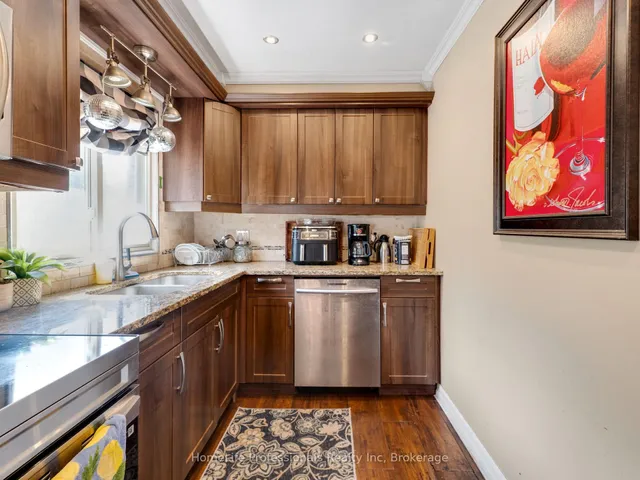 Additional image 21 of 40 Yeoville Crt