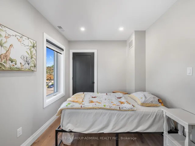 Additional image 22 of 187 Rosslyn Ave