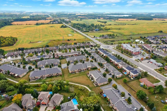 310 Southbrook Dr Unit 20