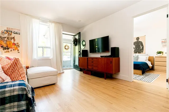 Additional image 6 of 163 Ferrie St