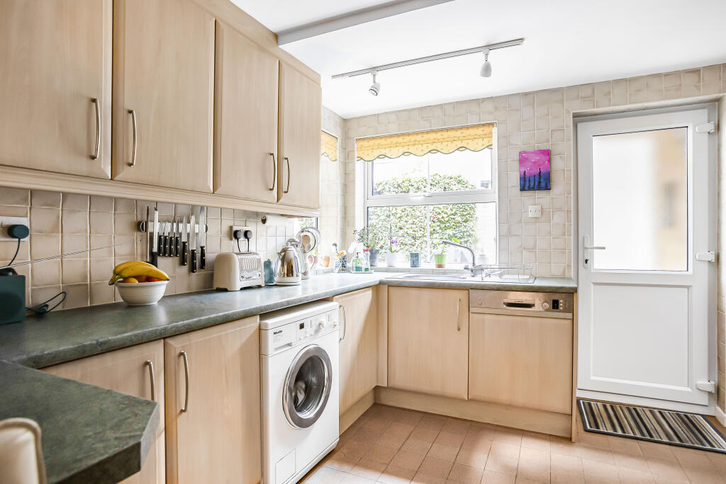 Additional image 7 of Woodland Rise, Welwyn Garden City, AL8