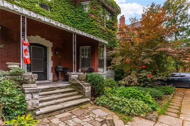 Additional image 3 of 99 Blake St