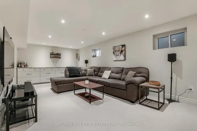 Additional image 31 of 820 Hemlock Dr