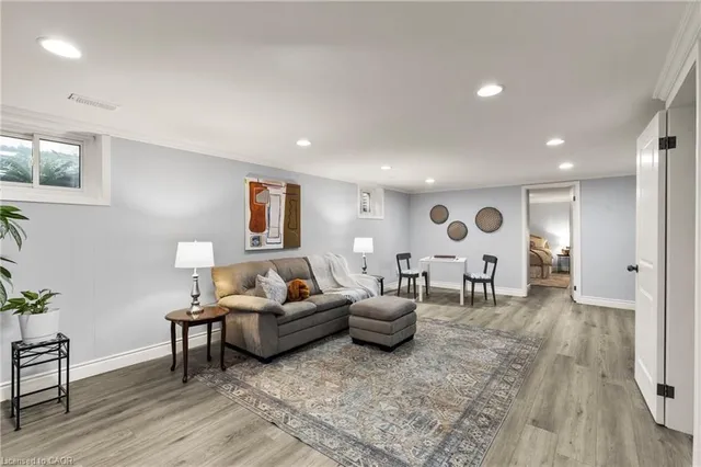 Additional image 24 of 3239 Sprucehill Ave