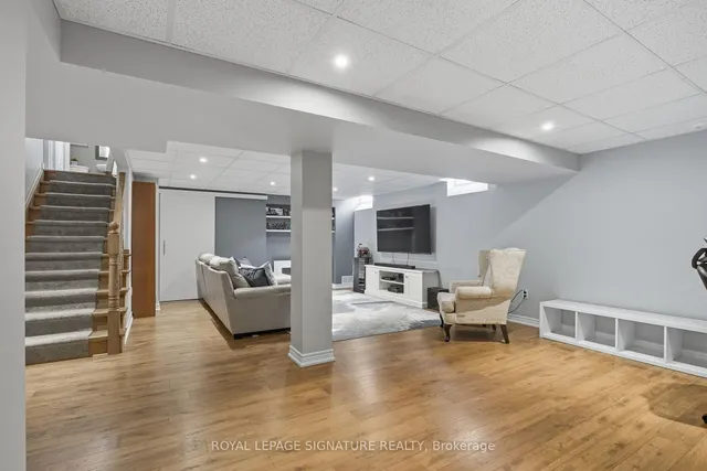 Additional image 27 of 2105 Newell Cres