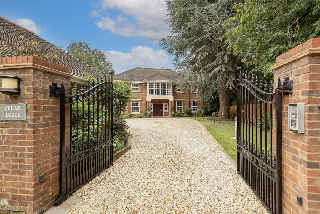 Property image for Redbourn Lane Harpenden AL5