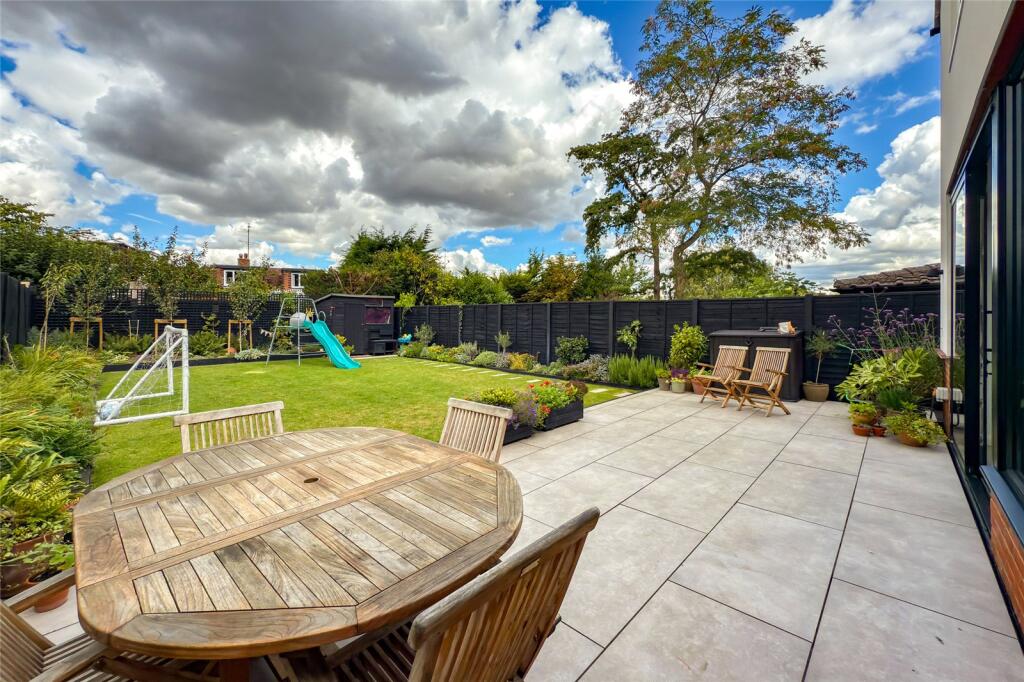 Additional image 12 of Park Hill, Harpenden, Hertfordshire, AL5