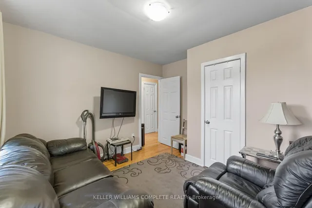 Additional image 12 of 446 East 42nd St