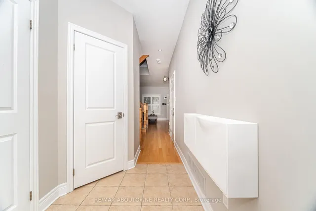 Additional image 7 of 540 Guelph Line Unit 1