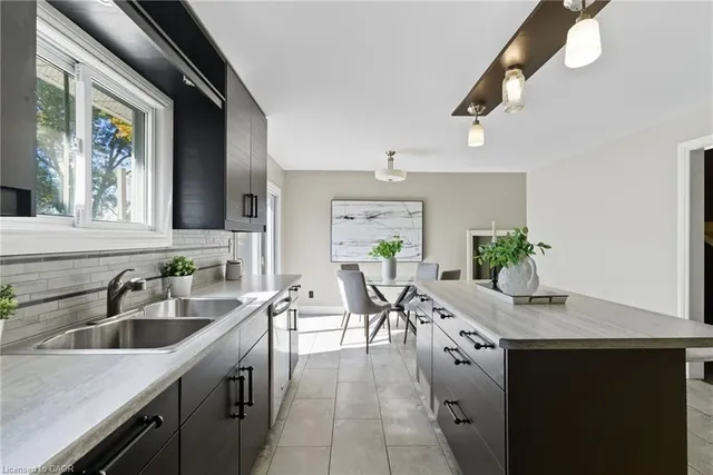 Additional image 18 of 792 6th Con Rd W