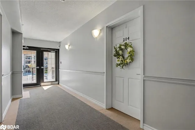 Additional image 20 of 1380 Main St Unit 204