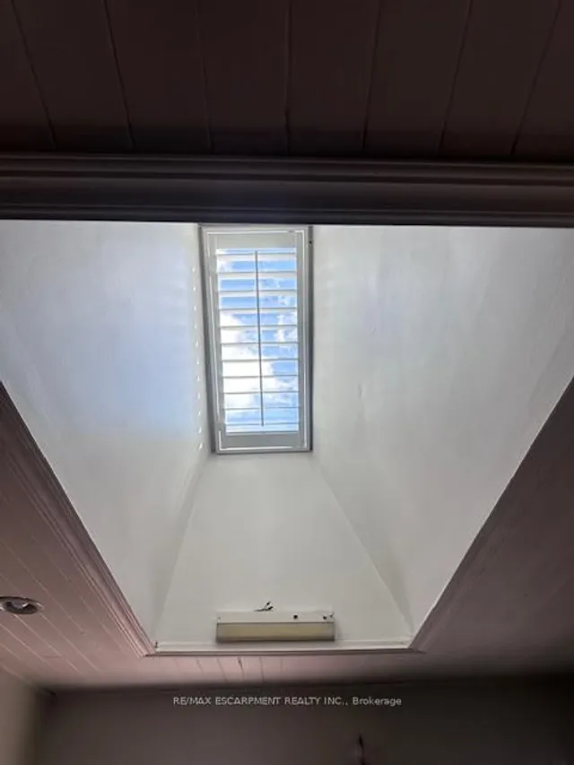 Additional image 13 of 84 Barons Ave