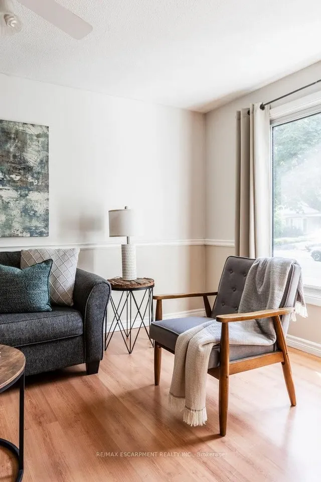 Additional image 14 of 45 Fonthill Rd