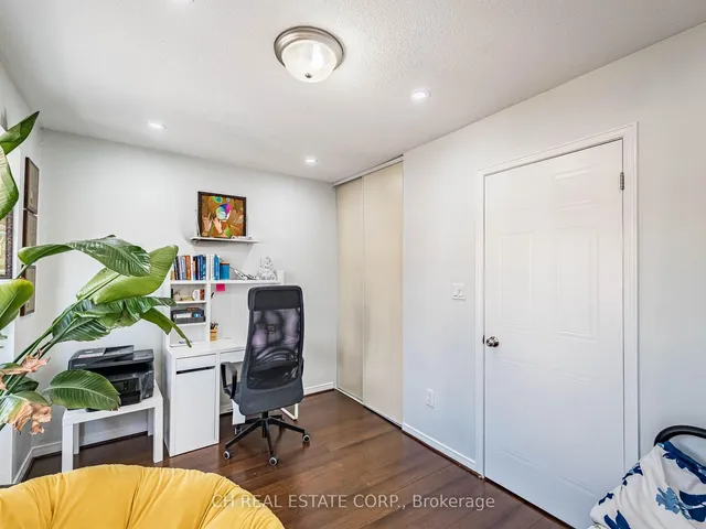 Additional image 20 of 895 Maple Ave Unit 215