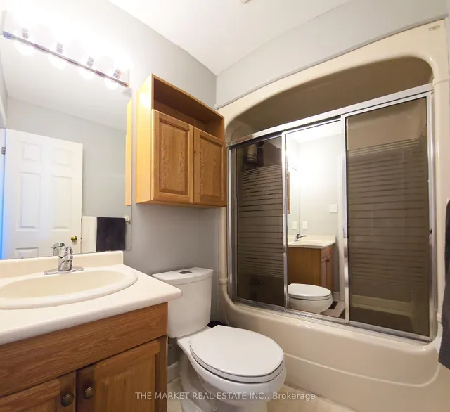 Additional image 10 of 233 Acadia Dr