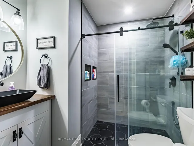 Additional image 35 of 678 Harrison Rd