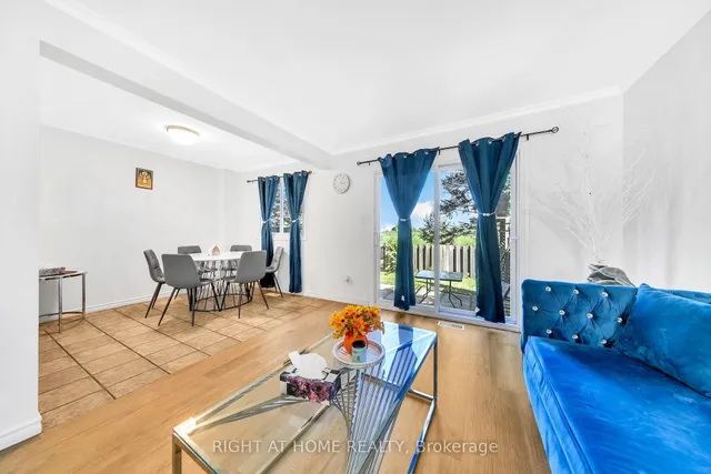 Additional image 10 of 1460 Garth St Unit 6