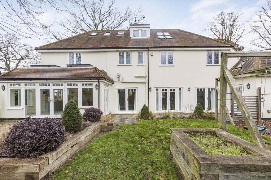 Additional image 25 of Roundwood Park, Harpenden, AL5