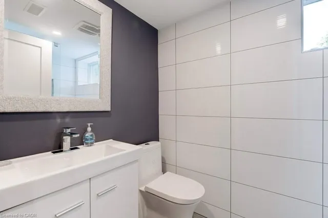 Additional image 20 of 29 Brian Blvd