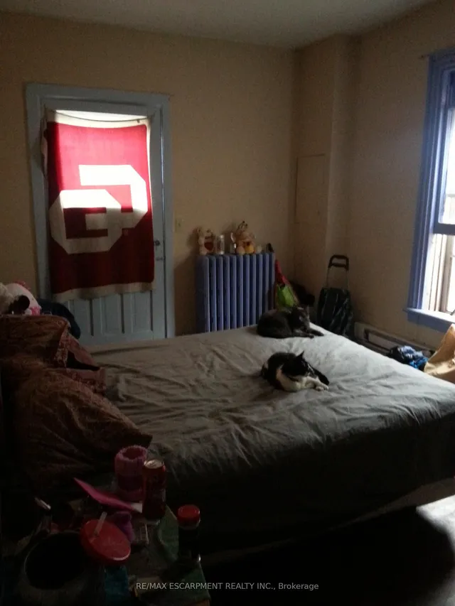 Additional image 10 of 59 VICTORIA Ave