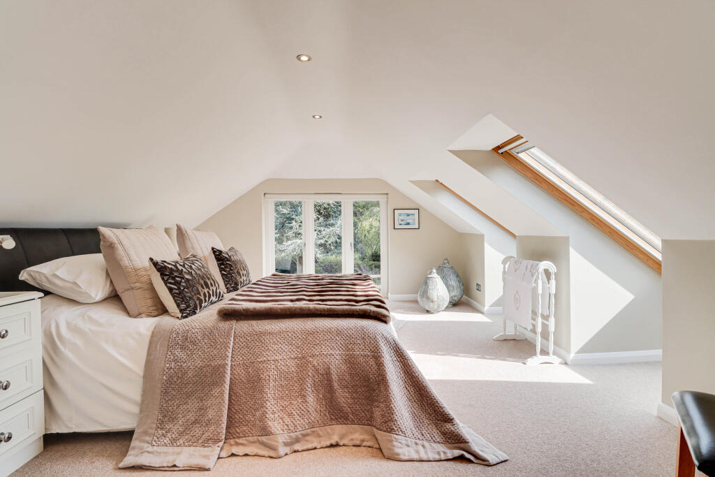 Additional image 13 of Luton Lane, Redbourn, AL3