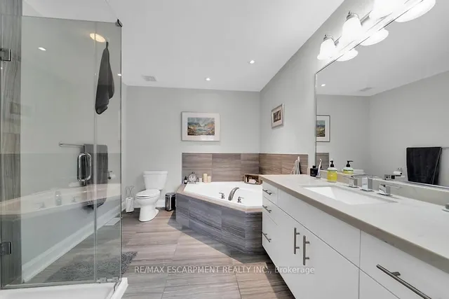 Additional image 11 of 123 WESTBANK Tr