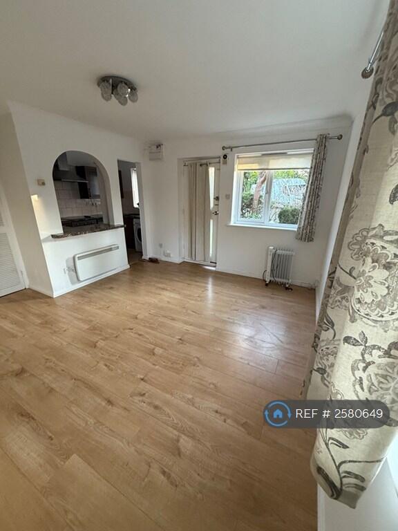 Additional image 8 of Bull Stag Green, Hatfield, AL9