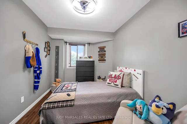 Additional image 24 of 26 Moss Blvd Unit 19