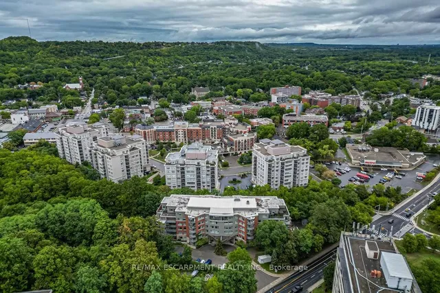 Additional image 13 of 77 Governors Rd Unit 604