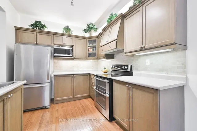 Additional image 13 of 2229 Walkers Line Unit 16