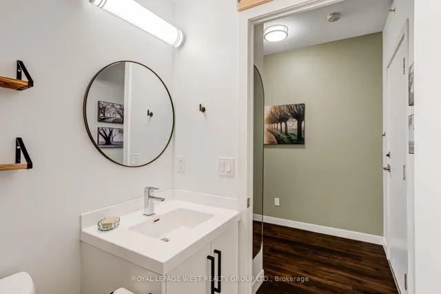 Additional image 19 of 2087 Fairview St Unit 1002