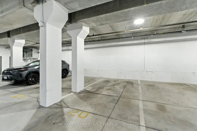 Additional image 25 of 1 Redfern Ave Unit 304