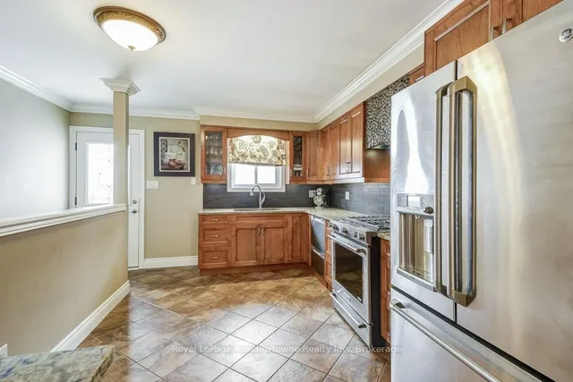 Additional image 14 of 61 Duncan Ave