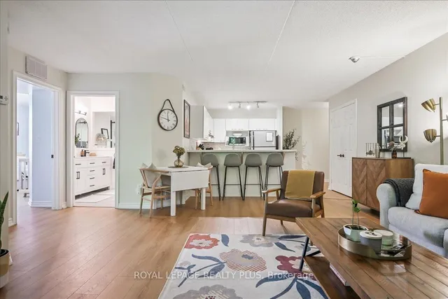 Additional image 30 of 2030 Cleaver Ave Unit 201