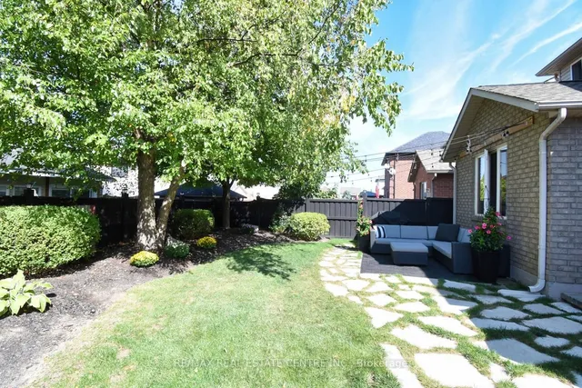 Additional image 45 of 35 Eringate Dr